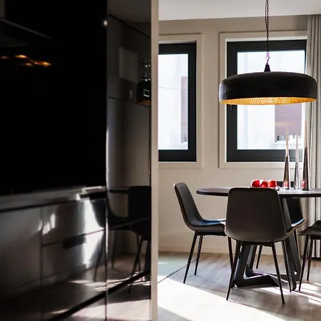 Apartment Luxury Apartment, Downtown Near Metro