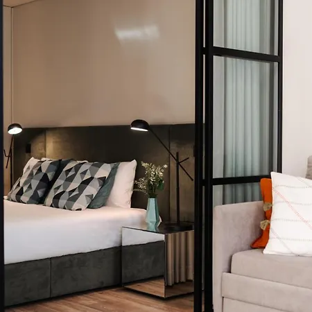 Luxury Apartment, Downtown Near Metro Apartment *