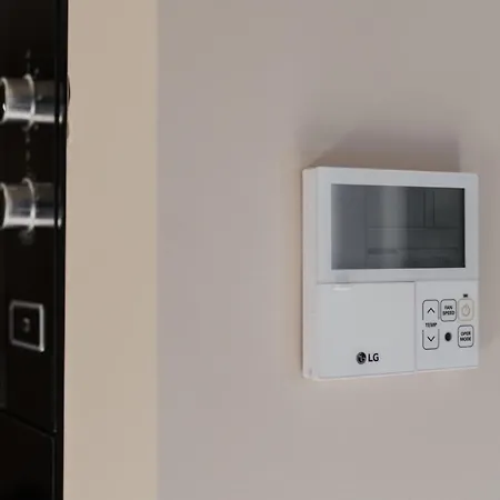 Luxury Apartment, Downtown Near Metro Apartment
