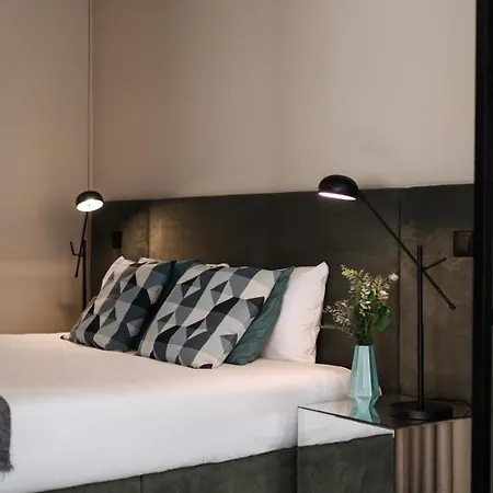 Luxury Apartment, Downtown Near Metro *