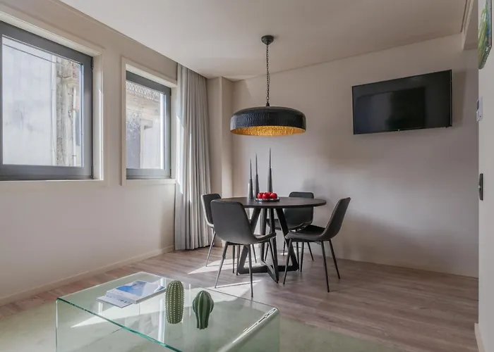 Luxury Apartment, Downtown Near Metro * Porto