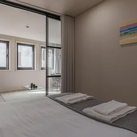 Luxury Apartment, Downtown Near Metro Apartman *